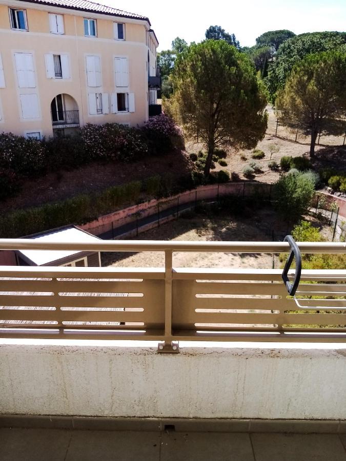 Appartement Frejus 5 Min De La Plage, 1 Min Centre Ville מראה חיצוני תמונה